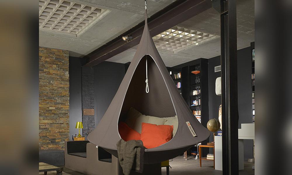 Cacoon Brand Single Hanging Chair Container Door Ltd