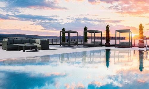 Gio Luxury Cabana