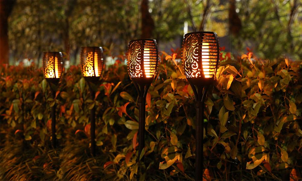 Flame flickering store solar lights