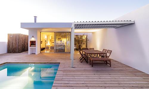Aluminium Wall Mounted Pergola 394 x 294 - Matte White #552